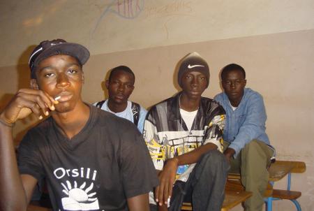 Member of G8: Dandy x -Joé -Bamba rass et Baay le beau