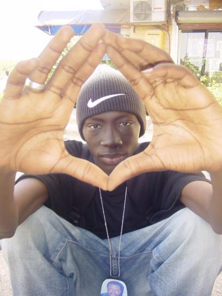 Member of G8 : Bamba rasse